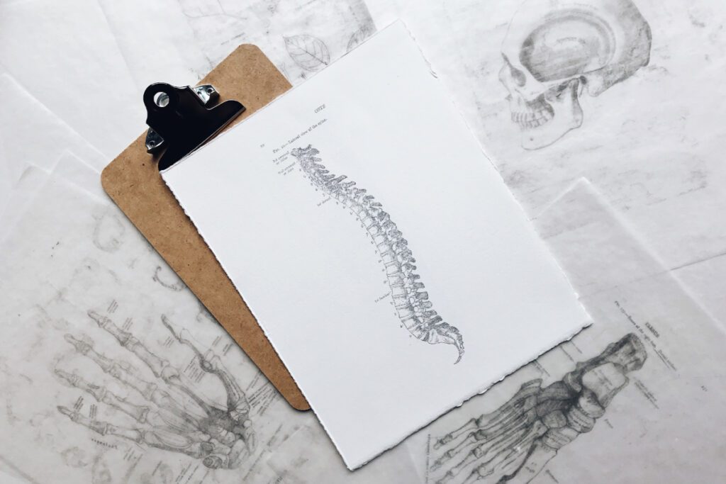 Recomendaciones y ejercicios sencillos para aliviar el dolor de espalda Recomendaciones y ejercicios sencillos para aliviar el dolor de espalda