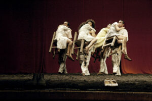 La mirada del avestruz