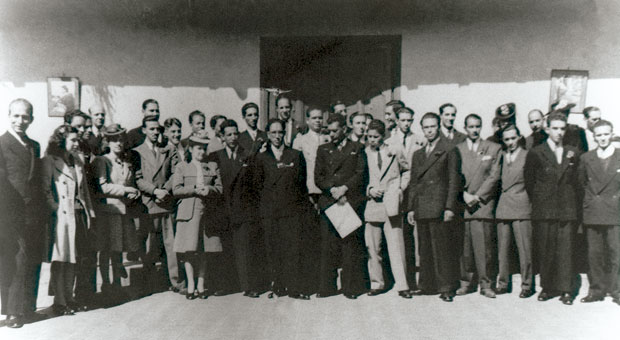El 9 de diciembre de 1946 se graduó la promoción de bachilleres en la que garcía márquez se destacó. La foto para la historia. Foto: archivo particular.