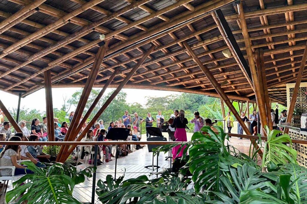 Filarmónica joven de colombia, festival ilumina