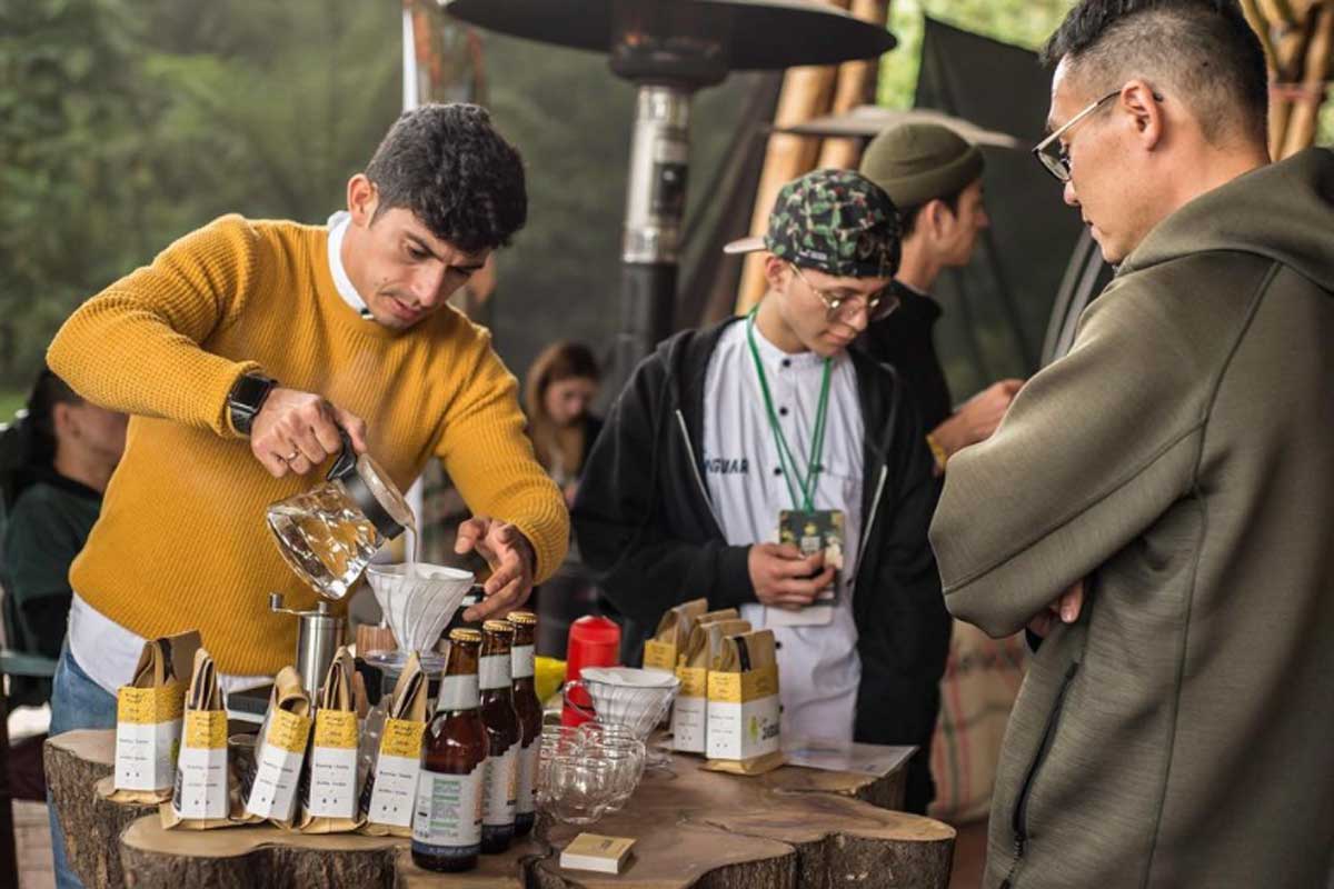 Café Jaguar, tour cafetero