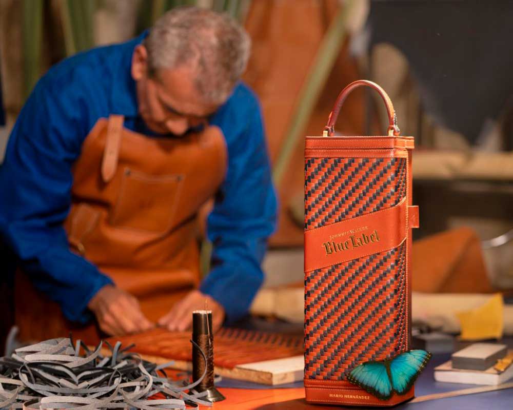 Mario hernández, baúl morfo azul