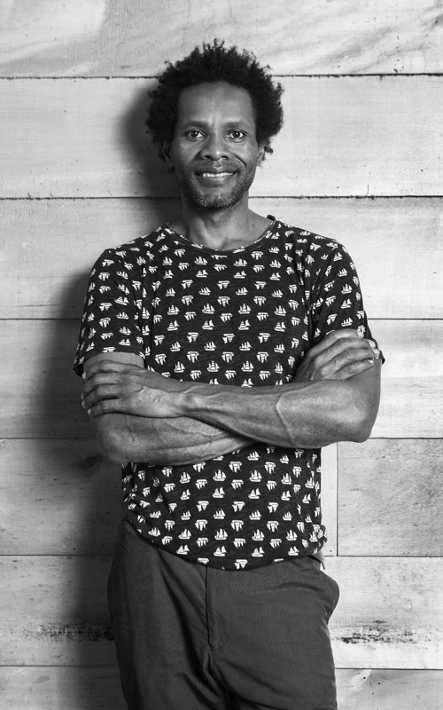 Miguel_abadia_500x800