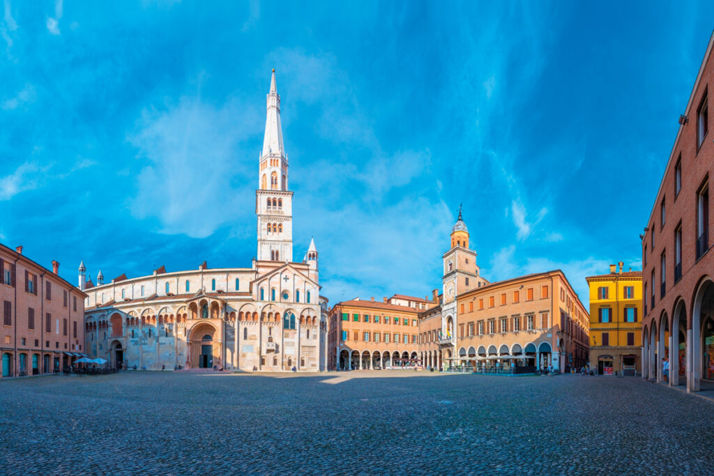 Todo lo que debe saber para viajar a módena, italia, y conocer su herencia medieval, carros de lujo y gastronomía sin igual Todo lo que debe saber para viajar a módena, italia, y conocer su herencia medieval, carros de lujo y gastronomía sin igual