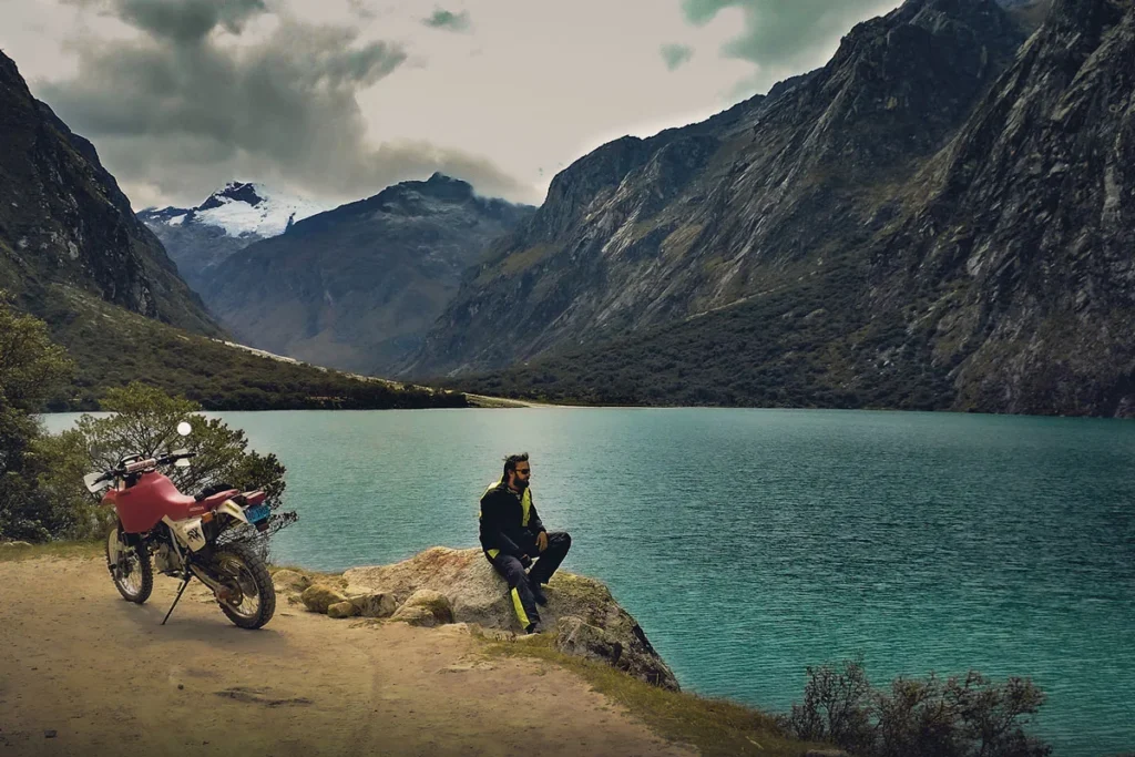 Pablo rabelo, el colombiano que recorrió suramérica en moto