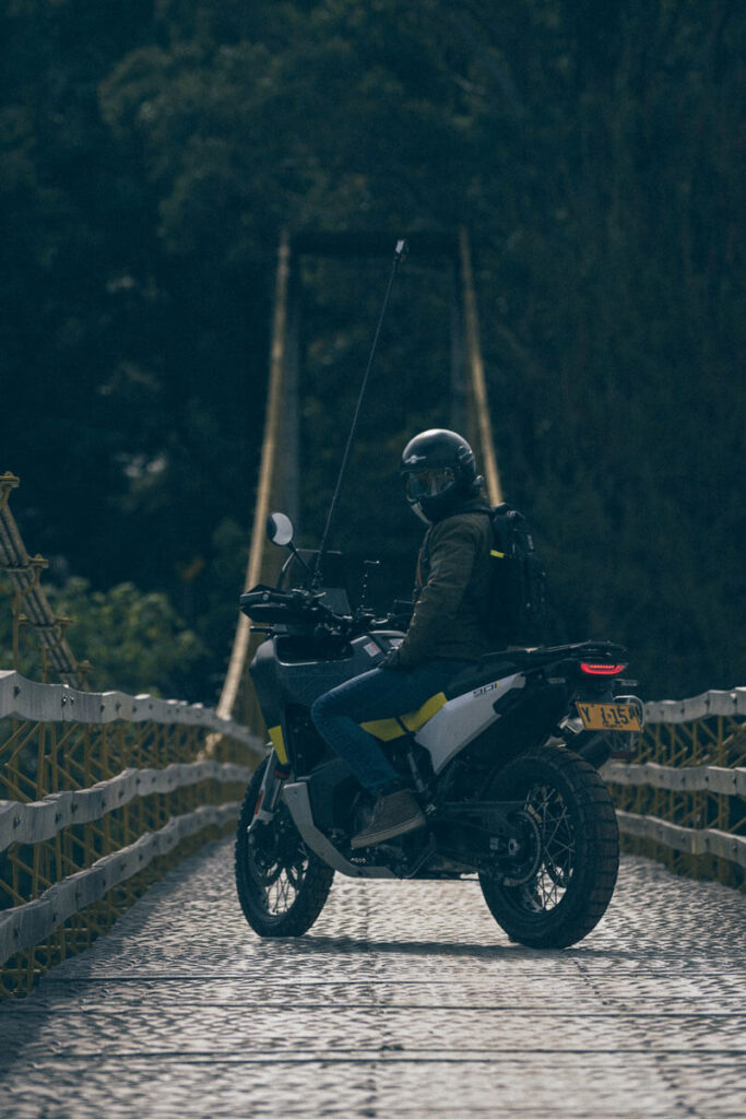 Así es la norden 901, la moto de aventura de husqvarna que llegó a colombia