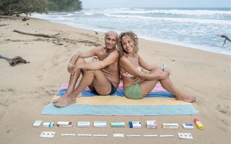 Happy pills: “la felicidad está en comprar medicamentos que no necesitamos” Happy pills: “la felicidad está en comprar medicamentos que no necesitamos”