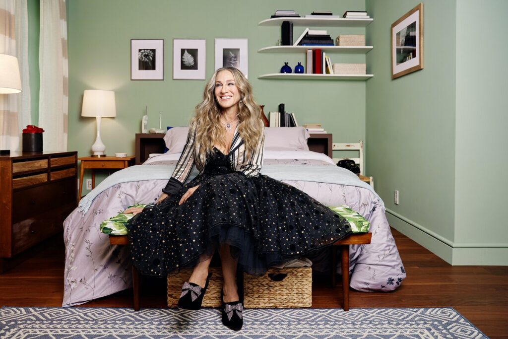 Sarah jessica parker: “admiro la honestidad de carrie” And just like that sarah jessica parker