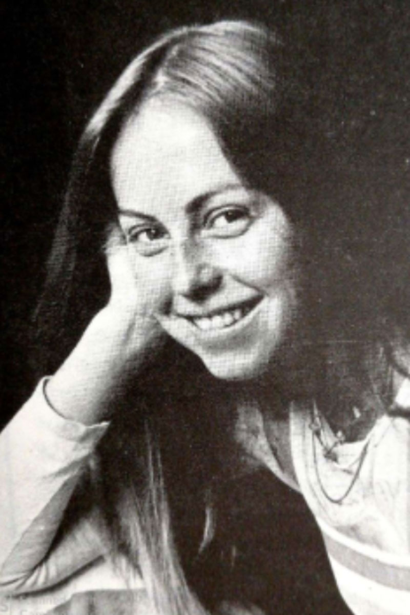 ¿recuerda a estas poetas colombianas? Poetas colombianas