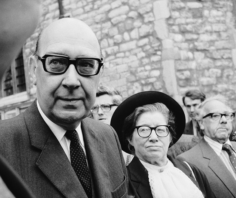 Philiplarkin_800x669