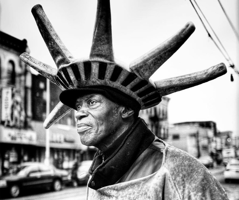 Día 7 - "Soy mi hermano Guardián" - Baton Rouge, La ... La mayor parte del día se llenó de tormentas eléctricas cuando las tormentas despejaron familias llegaron. Hermanos y hermanas Uniendo y haciendo intentos de adoptar una conexión con otros seres humanos.