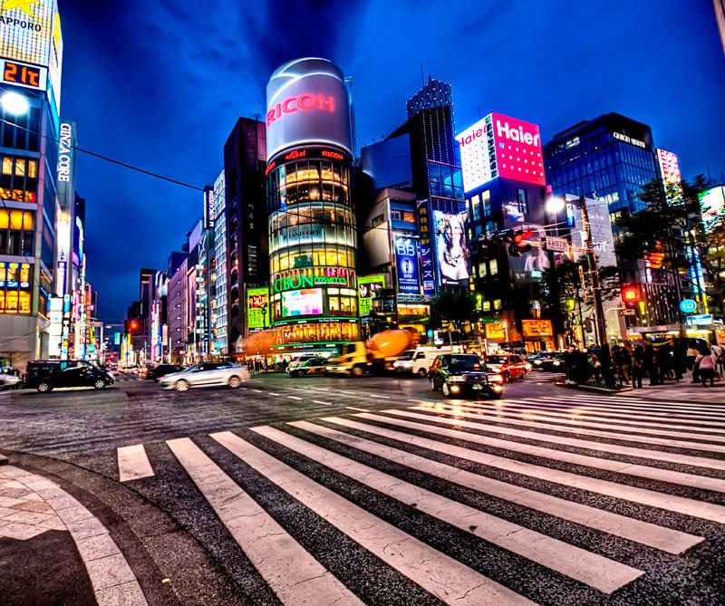 Estocolmo, Suecia: la capital sueca tiene entre sus tradiciones más bellas la tradicional merienda de Fika, en la que todos los ciudadanos hacen una pausa para conversar, tomar algo y comerse un postre.
