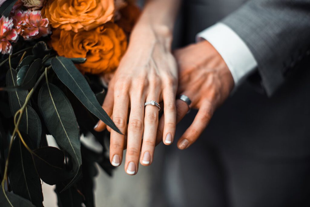 Estos consejos le ayudarán a elegir sus argollas de matrimonio sin fallar en el intento Estos consejos le ayudarán a elegir sus argollas de matrimonio sin fallar en el intento