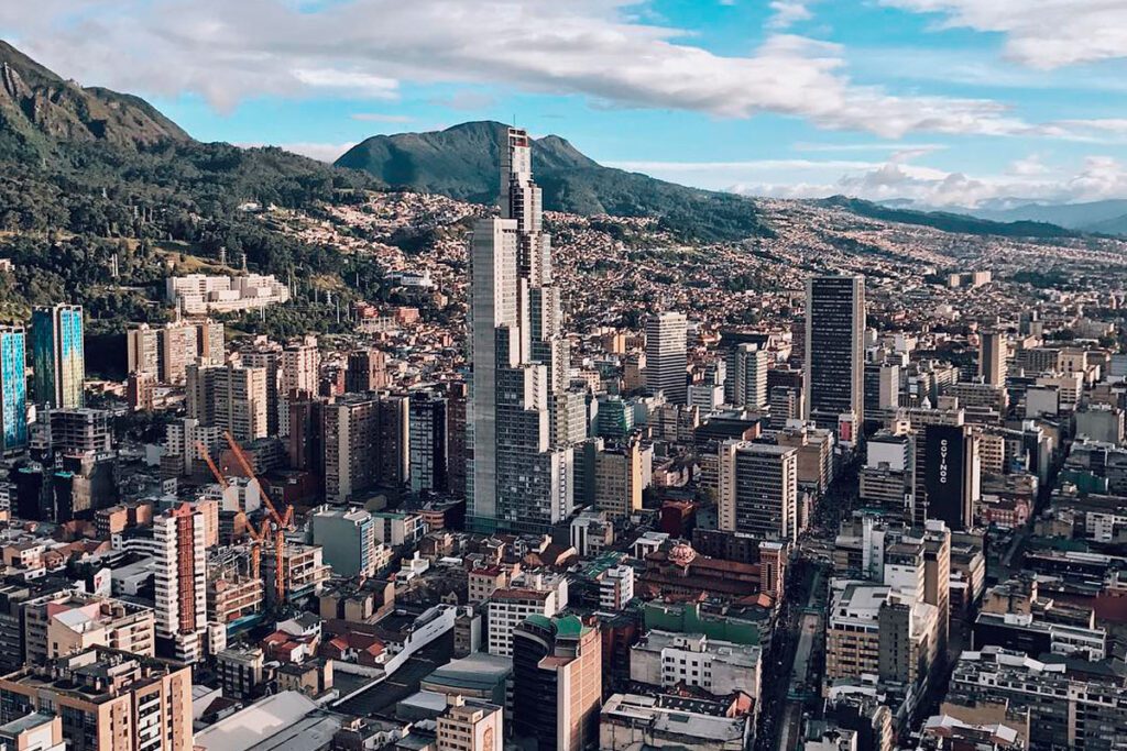 Vivir en bogotá, facebook