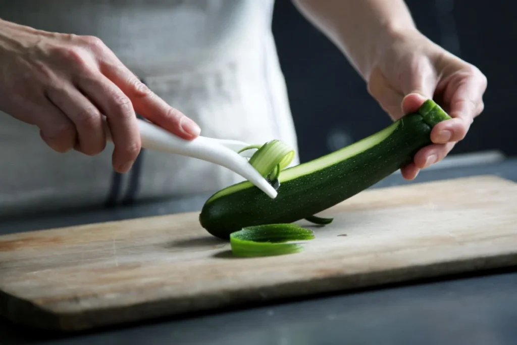 Tres iniciativas para ayudar a vendedores de fruta, verduras y restaurantes