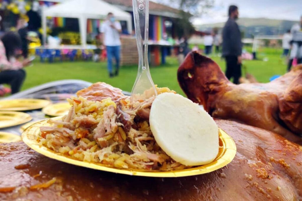Lechona: el mejor plato de cerdo del mundo, ¿dónde comerlo? Lechona