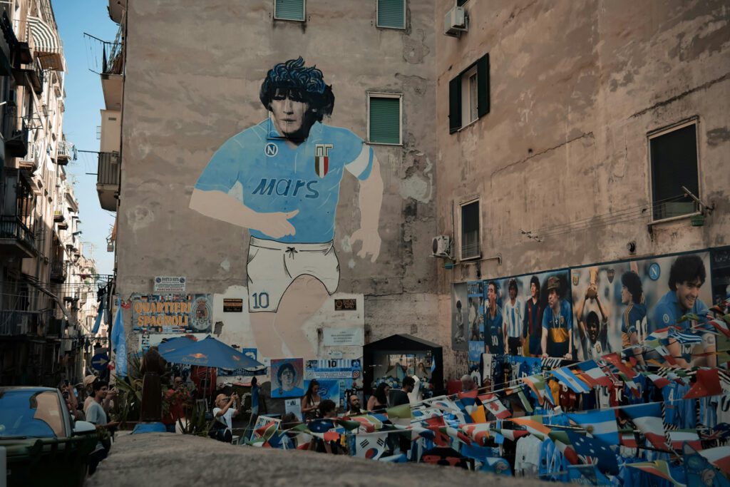 Diego maradona, facebook