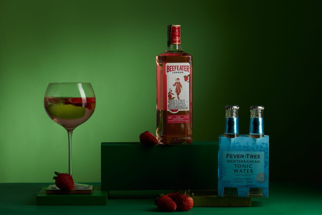Estos son los ingredientes ideales para preparar cocteles con ginebra en casa Beefeater pink rose ginebra