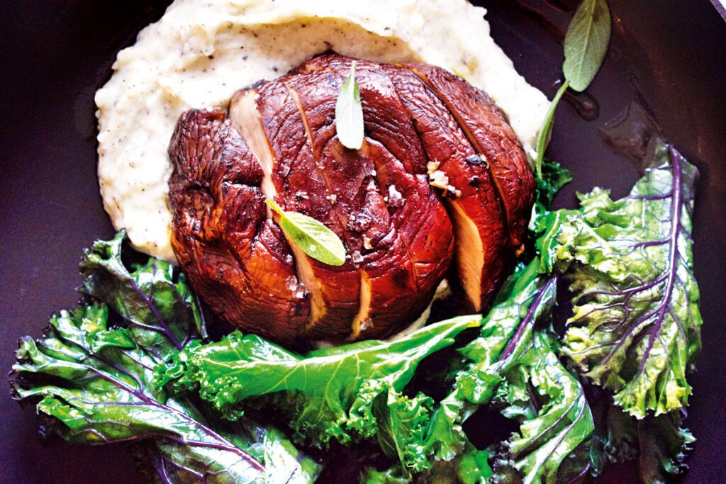 Receta: puré de papa con trufas, champiñones portobello y kale Papa