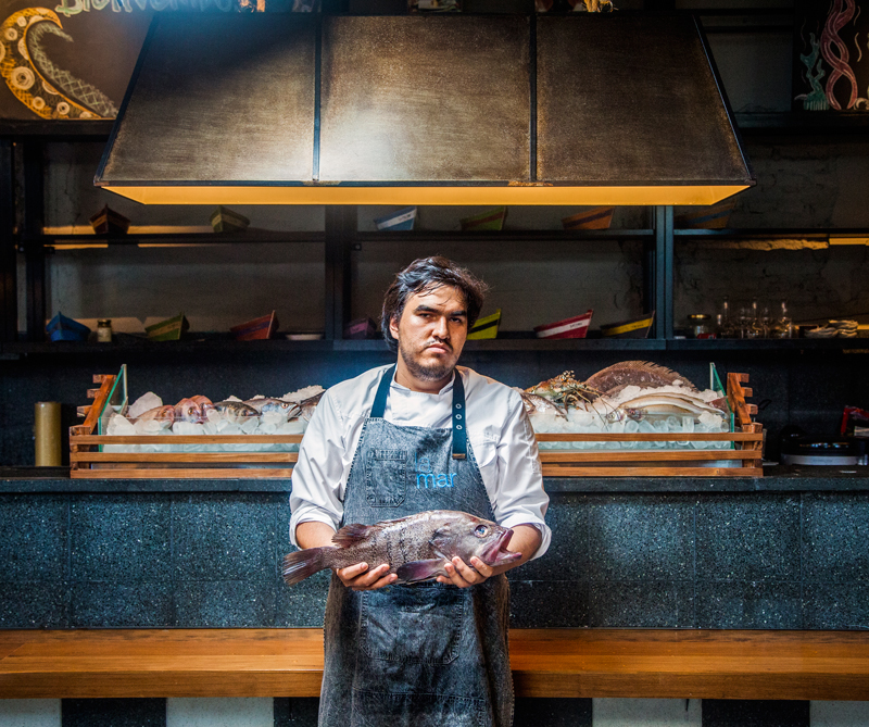 Restaurantourcali2_800x669