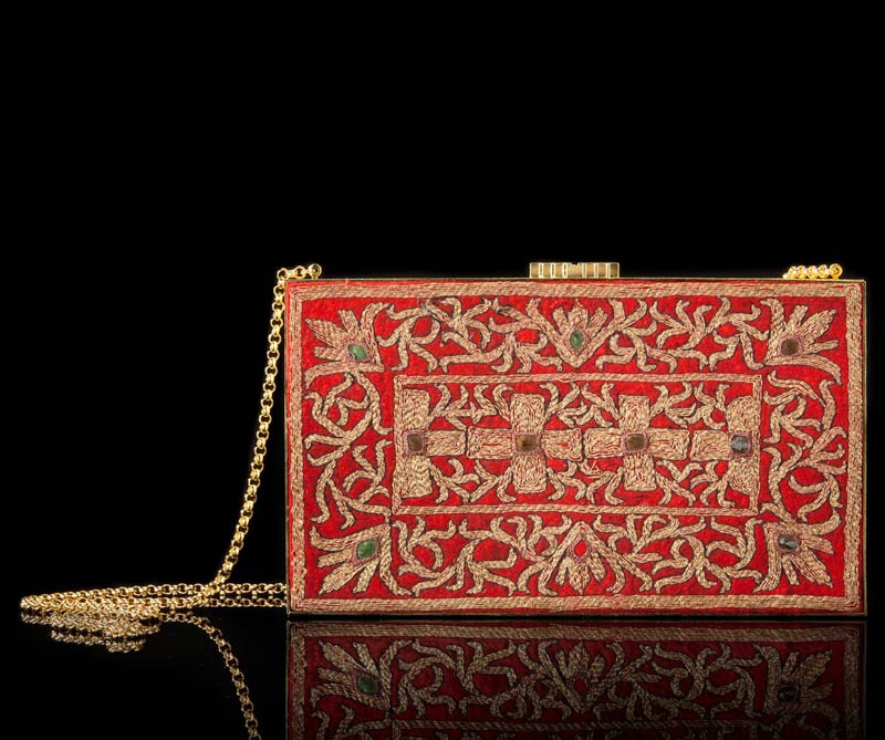 Pequeños tesoros en carteras de bali