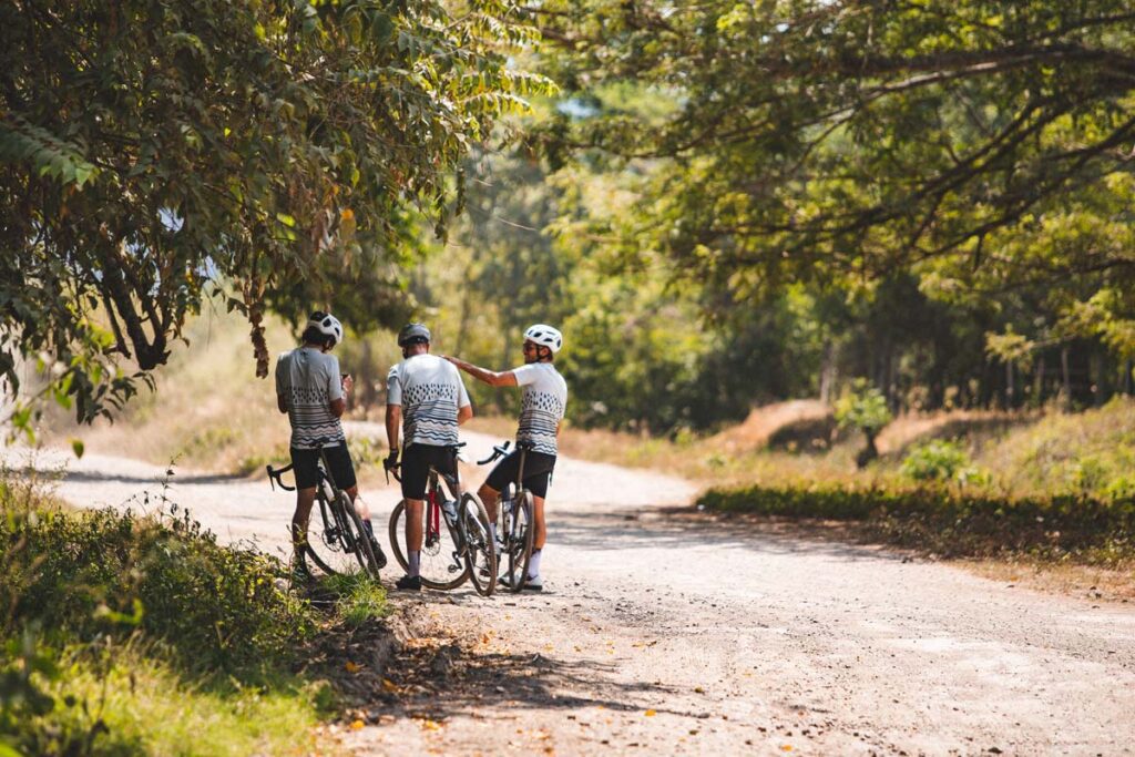 Así es el triatlón donde se puede tomar pola y comer donas Triatlón