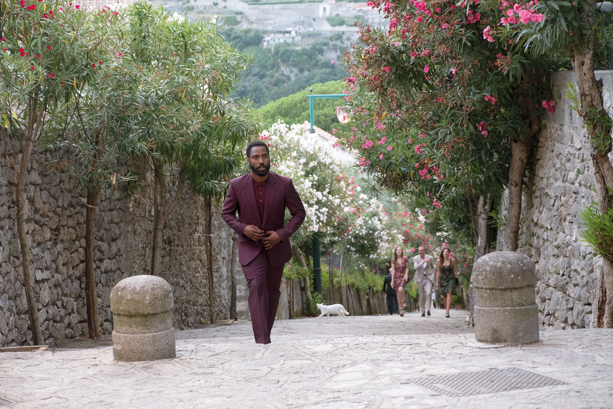 Entrevista exclusiva con john david washington, protagonista de tenet