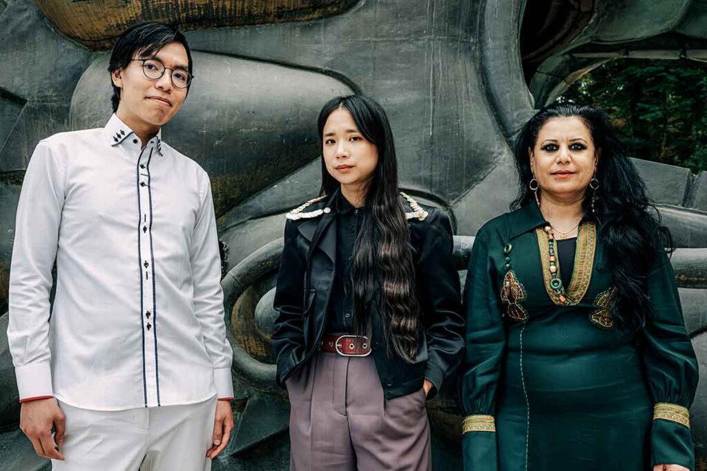 La bienal de venecia 2024: un viaje artístico a través del desplazamiento y la pertenencia