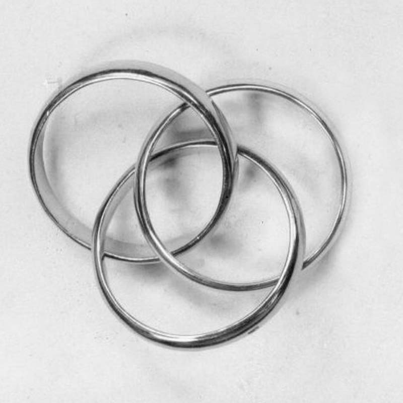 Trinity: cien años de un ícono de la joyería Este año cartier celebra el primer centenario de su emblemático anillo trinity, un ícono del diseño que simboliza los valores más apreciados por la maison.