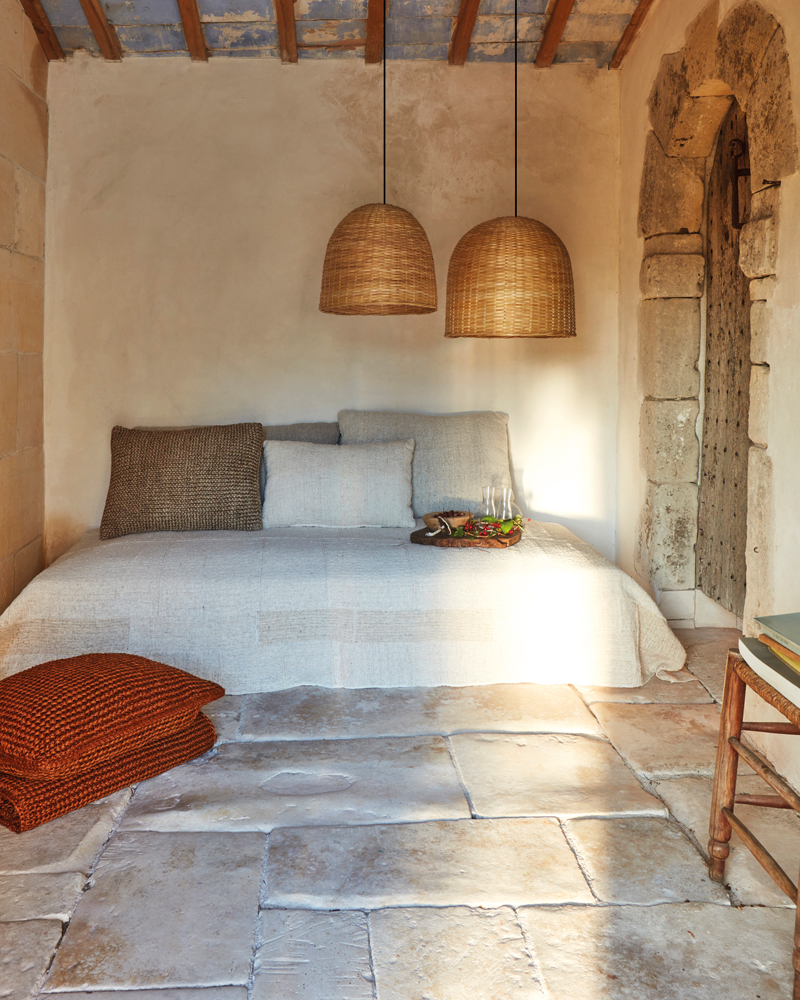 El viaje de valentina hoyos para aprender a tejer como un acto de libertad