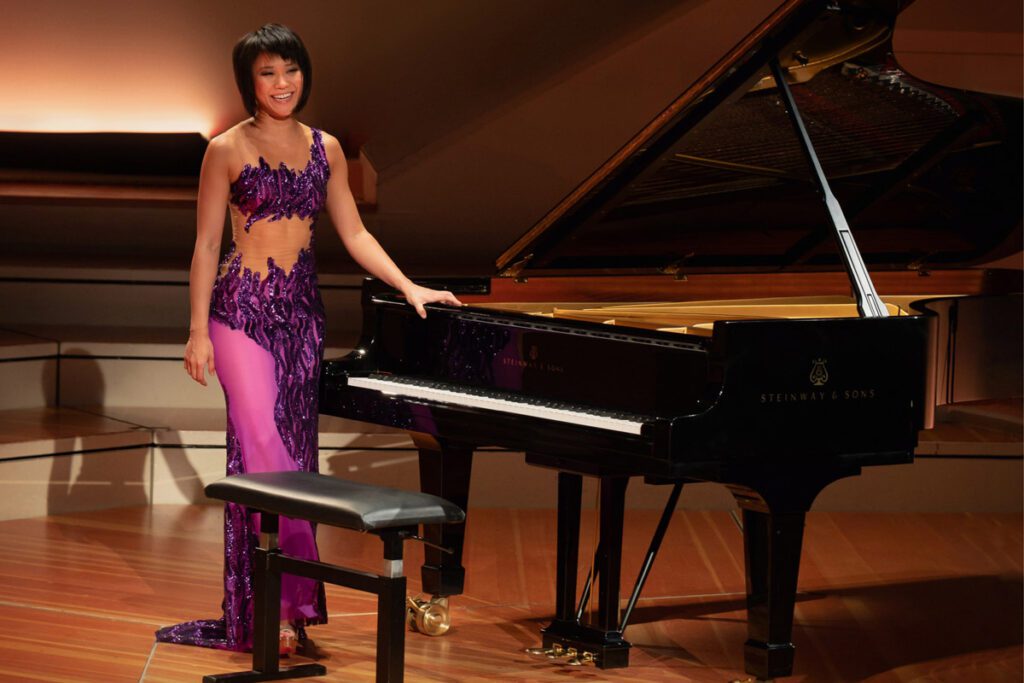 Yuja wang, una pianista que rompe con los estereotipos Yuja wang