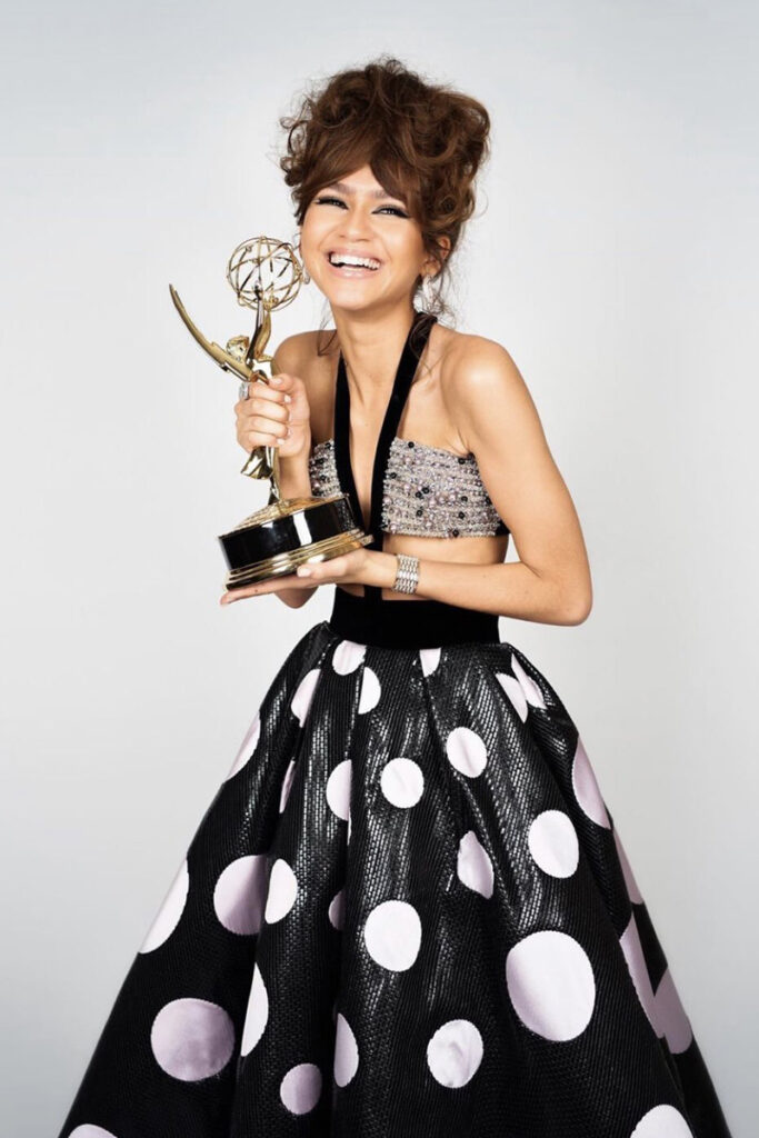 Zendaya: “yo era esa pequeña que se escondía detrás de mis padres” Zendaya