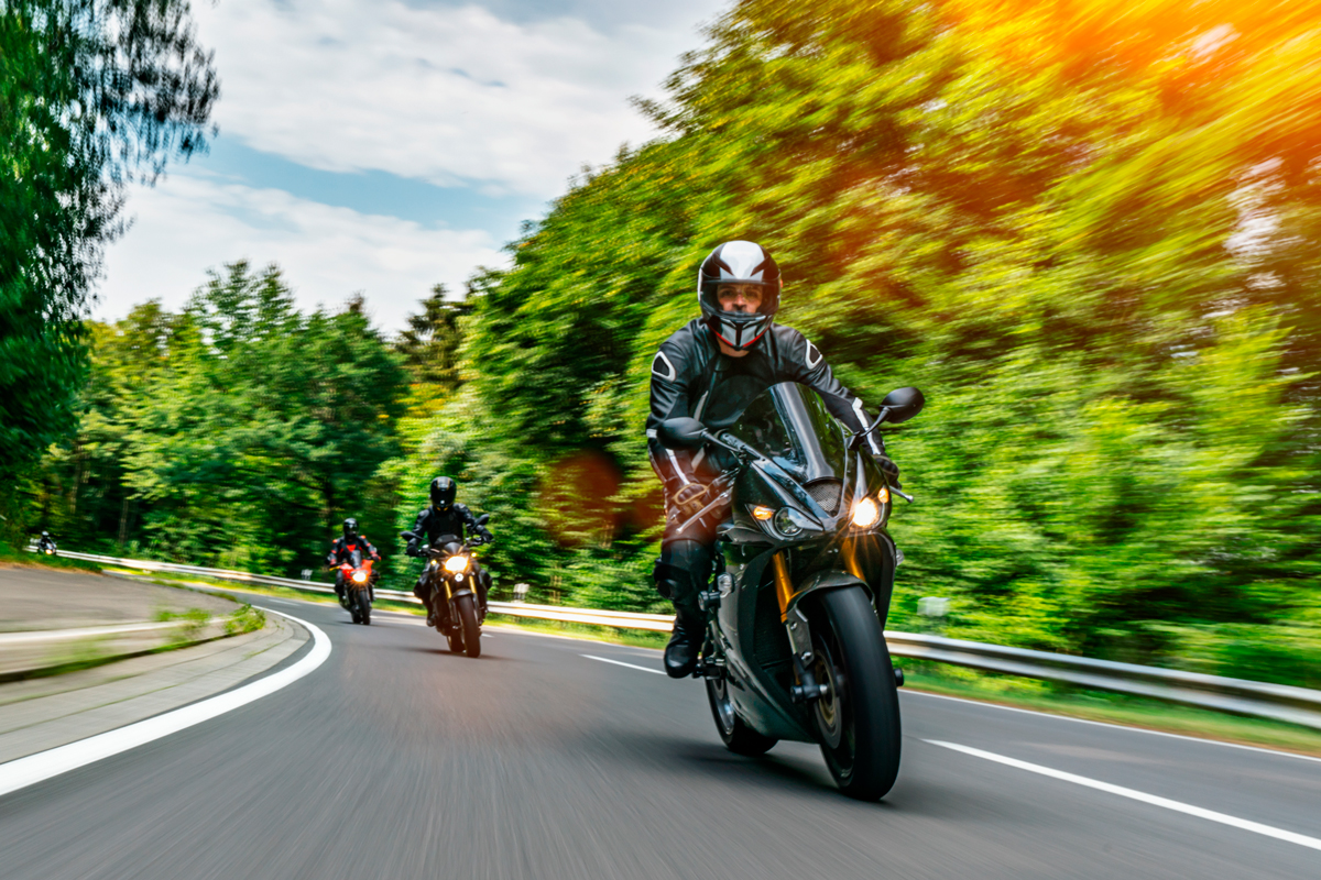 10 rutas en moto para explorar Colombia con diversión y aventura