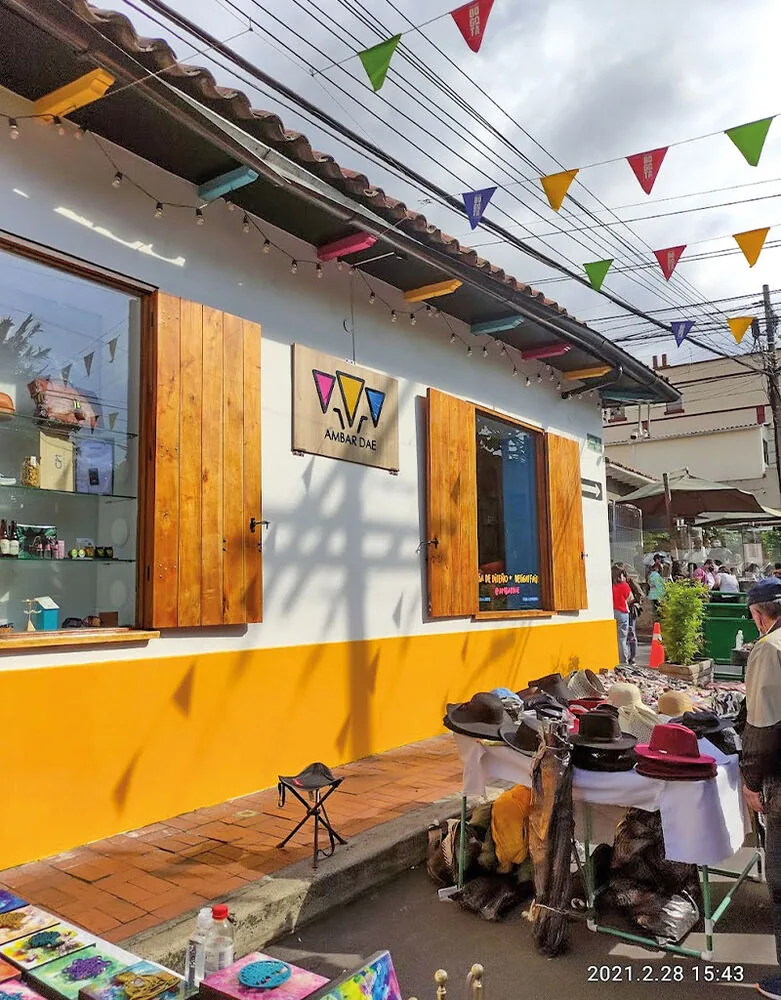 Del mercado de pulgas al lujo artesanal: 5 lugares para ir de compras en bogotá