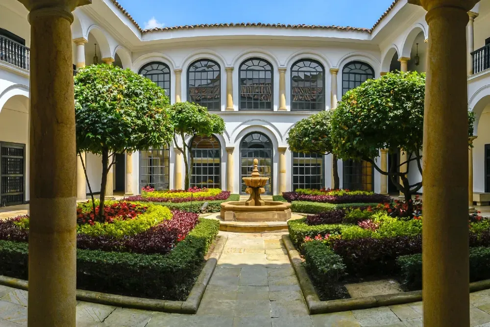 Entre botero y la violencia: cinco museos para visitar en bogotá