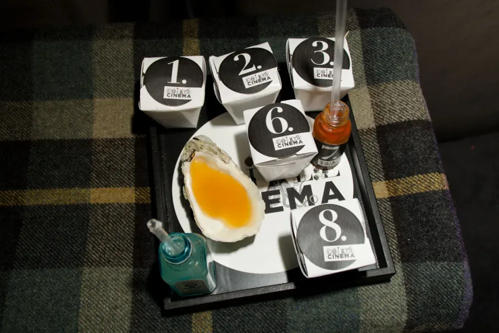 ¿qué es el cine sensorial y dónde se puede vivir esta experiencia en colombia? Unos la aman, otros la odian… pero curiosa sí es