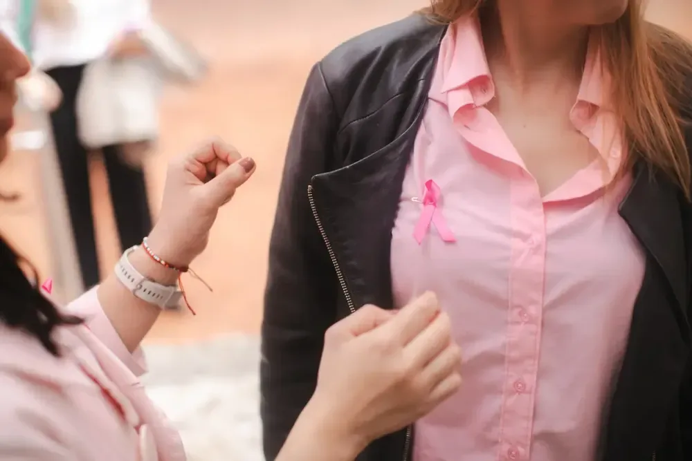 10 mitos y verdades sobre el cáncer de mama 10 mitos y verdades sobre el cáncer de mama