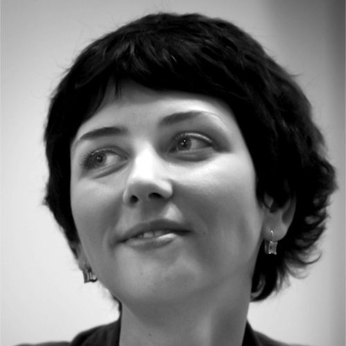 Anna starobinets: “como autora, tú lo sabes todo sobre él, pero él no sabe lo suficiente sobre sí mismo” Anna starobinets