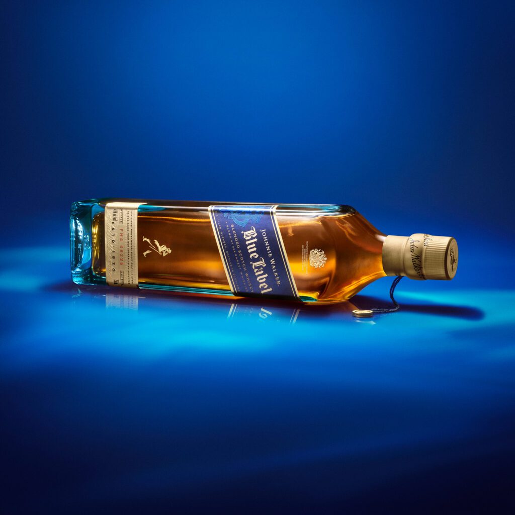 El estilo como el nuevo lujo: la alianza atemporal entre johnnie walker blue label y mario hernández El estilo como el nuevo lujo: la alianza atemporal entre johnnie walker blue label y mario hernández