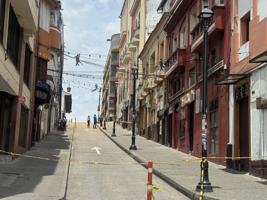 La calle del tango, un tesoro cultural de manizales que espera volver a abrir sus puertas tras el terremoto La calle del tango, un tesoro cultural de manizales que espera volver a abrir sus puertas tras el terremoto