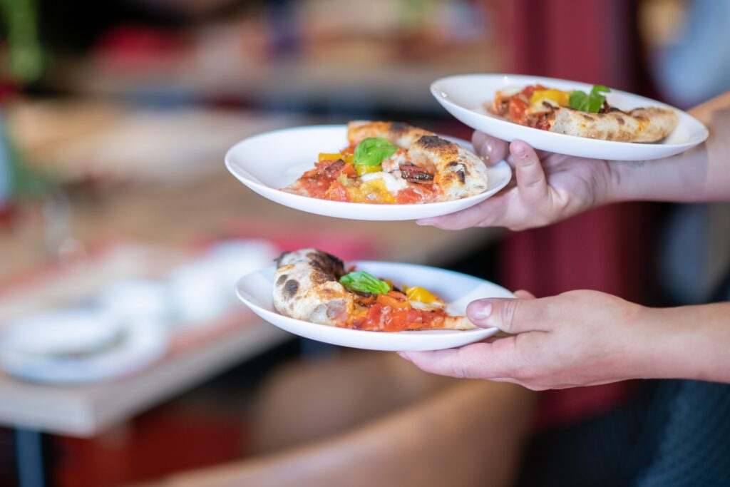 Pizzardi trae a colombia el auténtico san marzano de italia, un tomate cultivado a los pies del vesubio Pizzardi trae a colombia el auténtico san marzano de italia, un tomate cultivado a los pies del vesubio