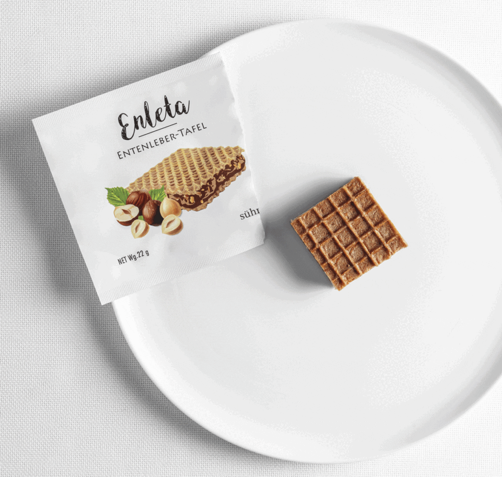 Sühring: los gemelos que reinventaron la cocina alemana en tailandia y conquistaron las 3 estrellas michelin Uno de los platos estrella es el enleta, una reinterpretación de las galletas hanuta.