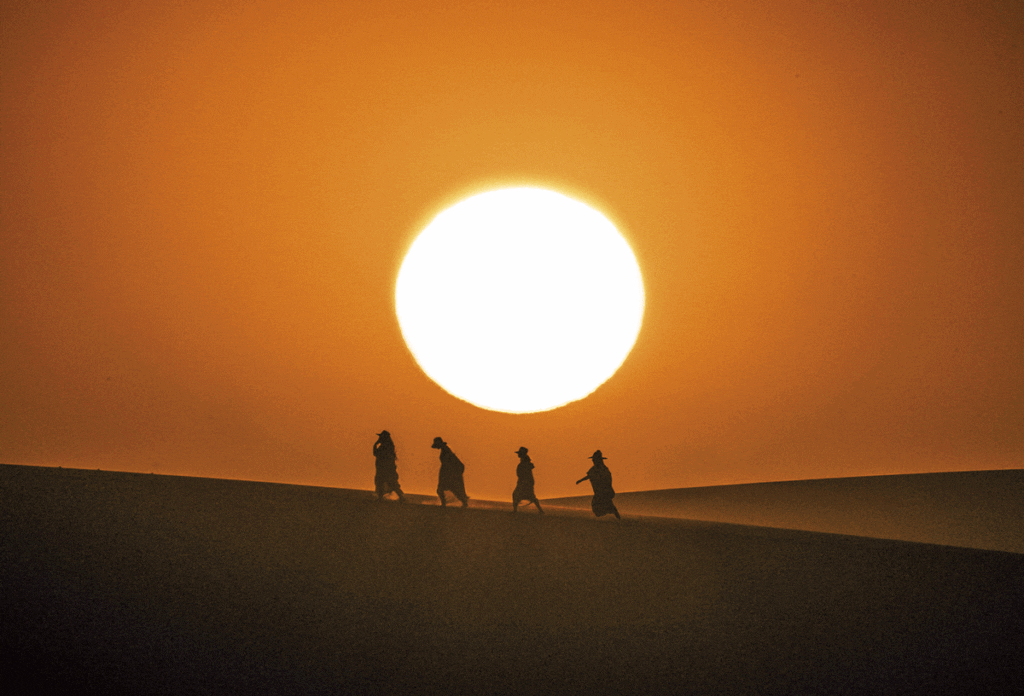 Viaje a la alta guajira: guía de turismo, dunas y cultura wayú Viaje a la alta guajira: guía de turismo, dunas y cultura wayú