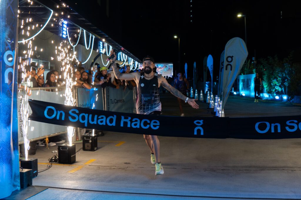 Medellín corre en equipo: así fue la llegada de la carrera global de relevos que redefine el running
