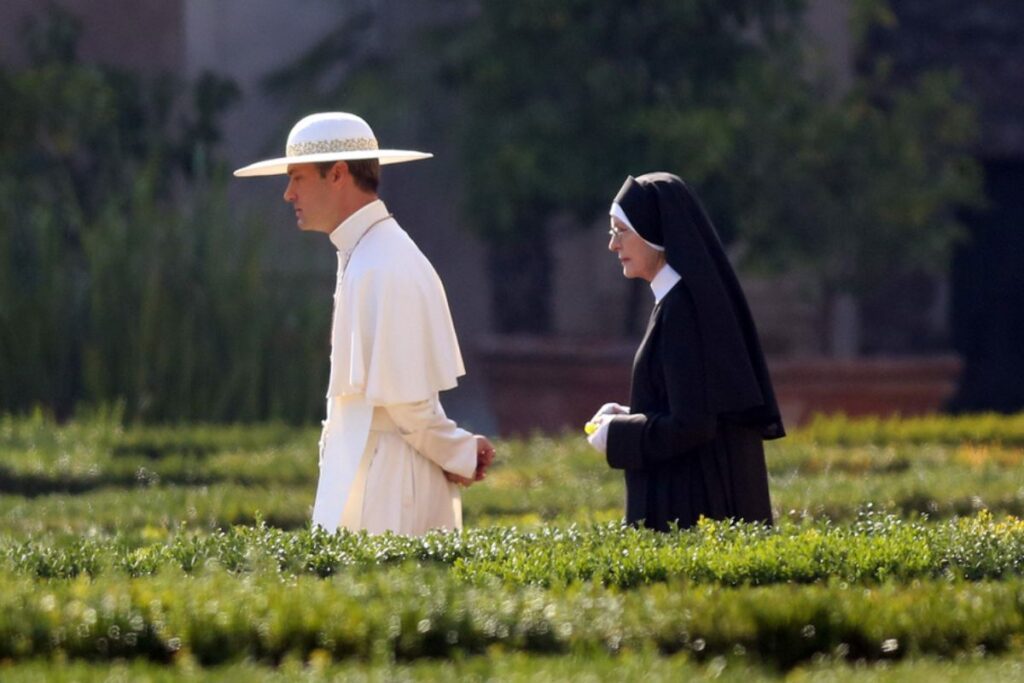 Series vaticano the young pope