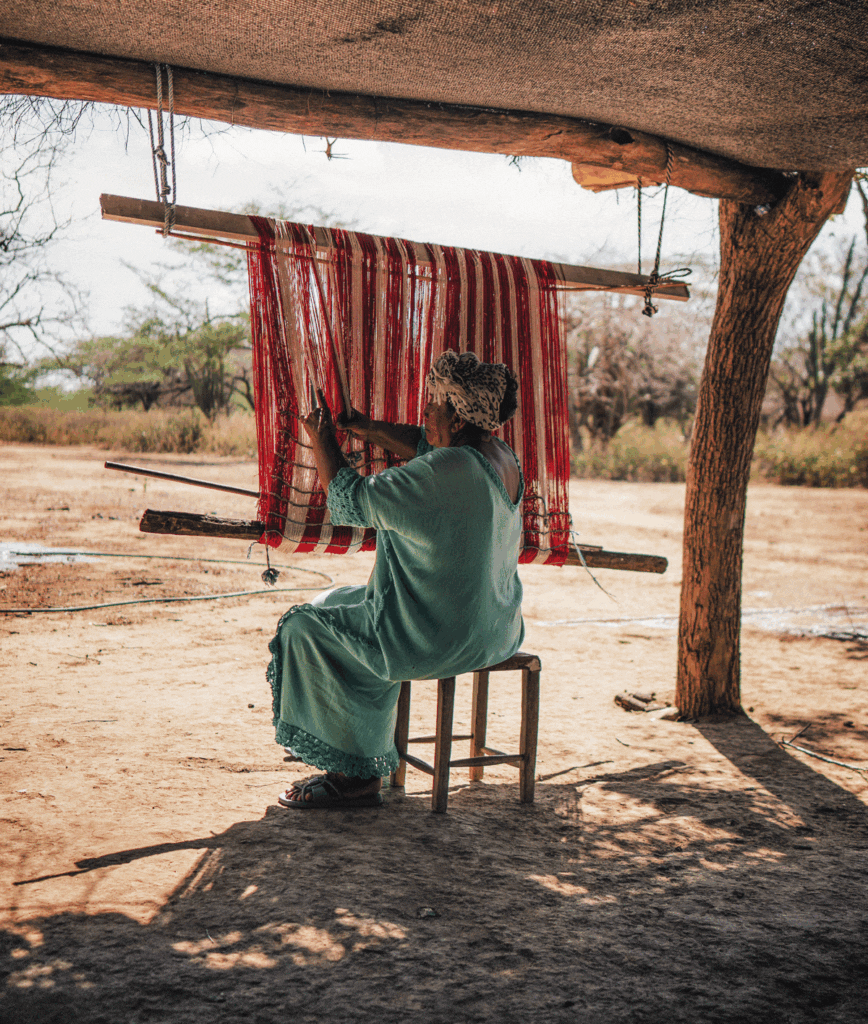 Viaje a la alta guajira: guía de turismo, dunas y cultura wayú Viaje a la alta guajira: guía de turismo, dunas y cultura wayú