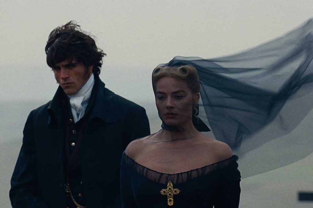 "recordarán esas imágenes el resto de su vida", dice margot robbie sobre cumbres borrascosas