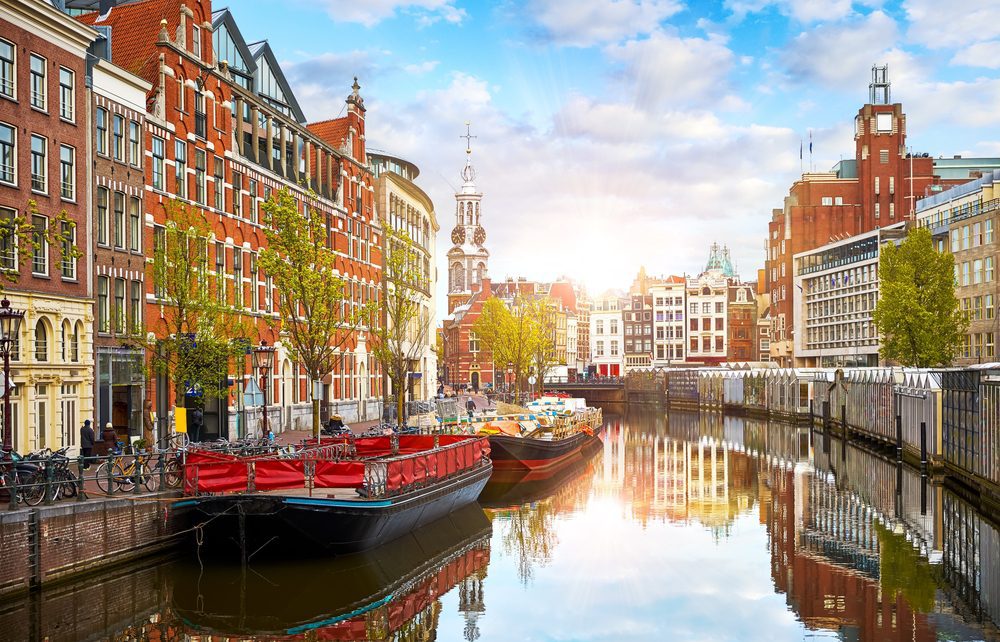 Canal de ámsterdam