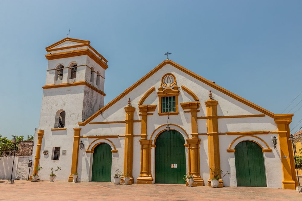 Mompox y sus 7 iglesias: guía de sus paradas imperdibles en semana santa Iglesia de santo domingo en santa cruz de mompox