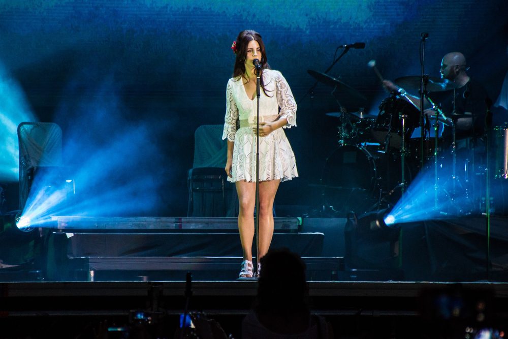 Entre raíces y reinvenciones: lo nuevo de lana del rey, mika y carole dawn reinhart